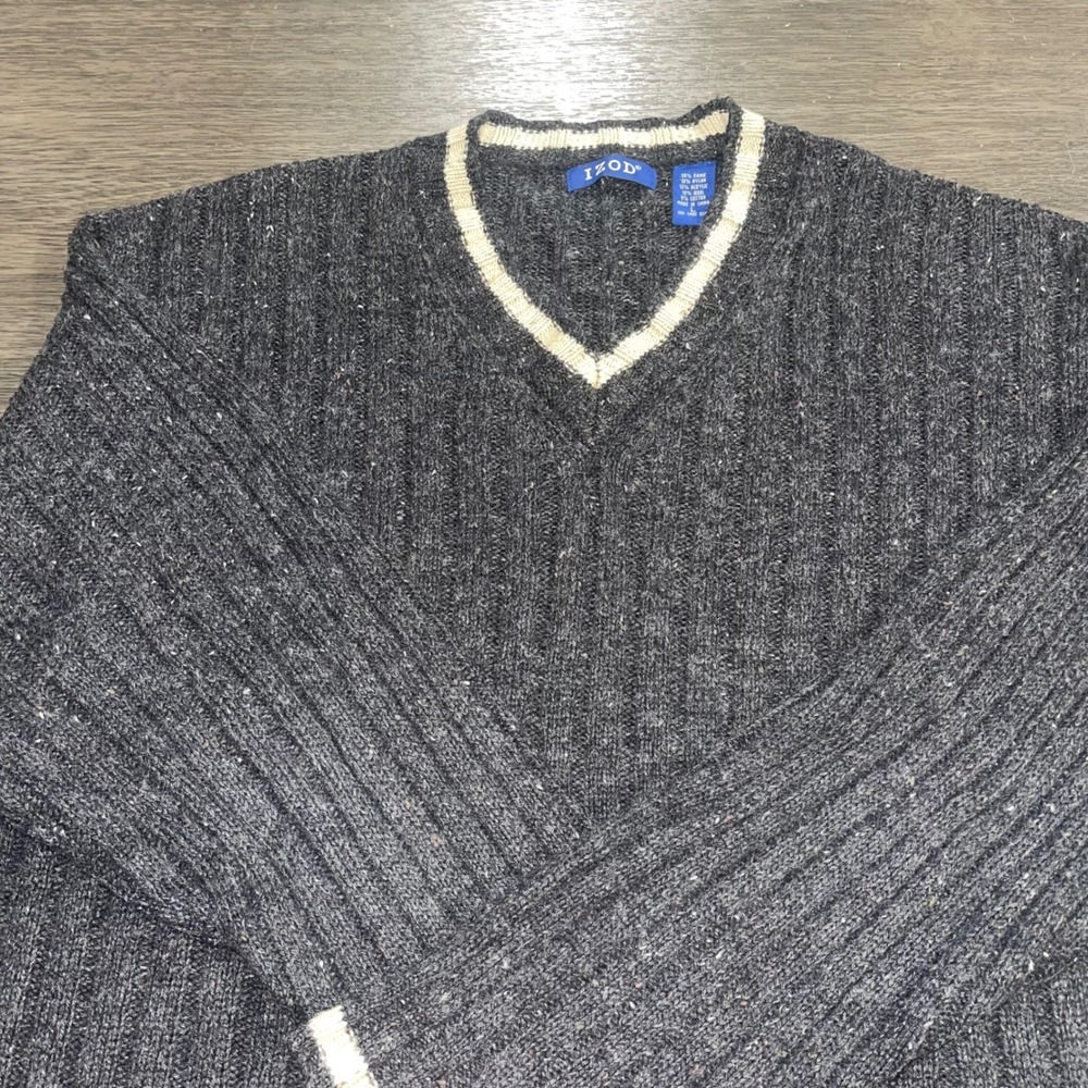 IZOD Mens Large Gray V-Neck Sweater Ribbed Knit Wool Blend Marl Trim
